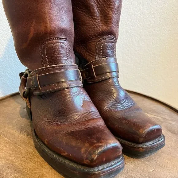 FRYE Harness Brown Leather Belted Square Toe Riding Boots Women's Size 6 - Picture 5 of 16
